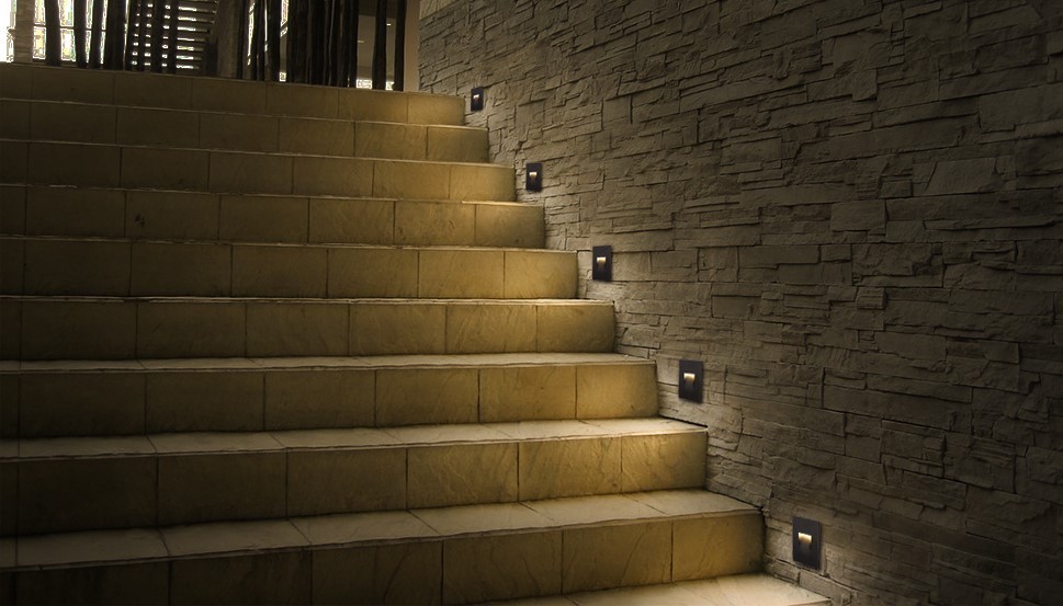 Integrator stair light